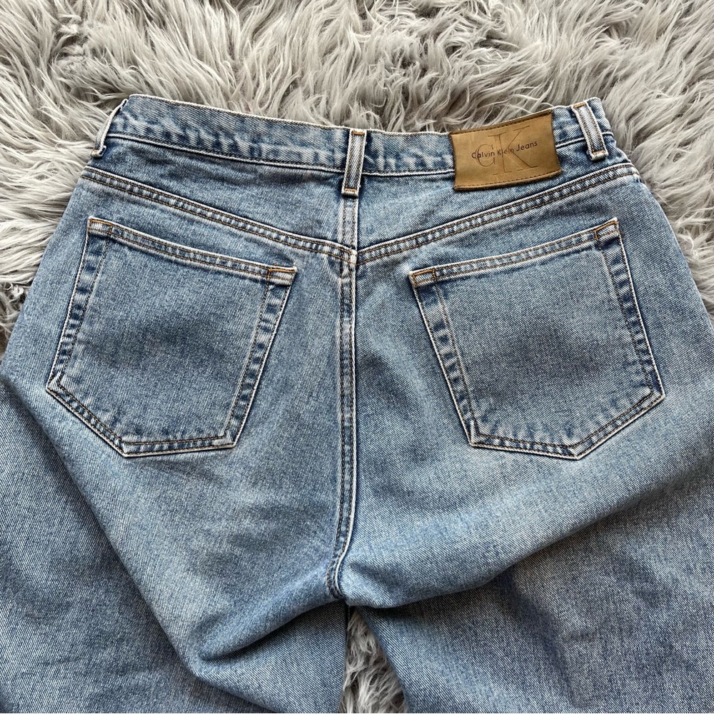 Calvin Klein High Rise Jeans - Picture 6 of 10